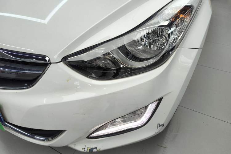 Used Hyundai Elantra (5th Generation / Langdong) 2015 1.6L Automatic Leading Model
