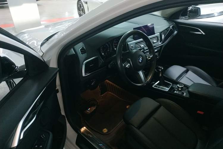 Used BMW 1 Series 2019 120i Leading Model M Sport Package