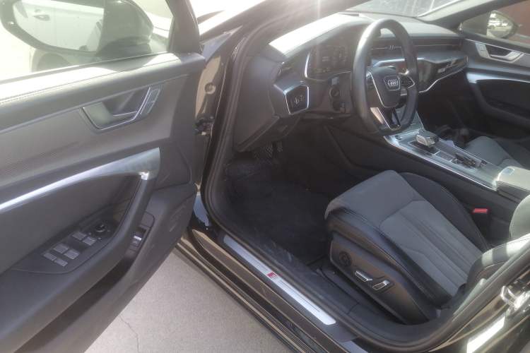 Used Audi A6L 2023 45 TFSI Prestige Dynamic Edition
