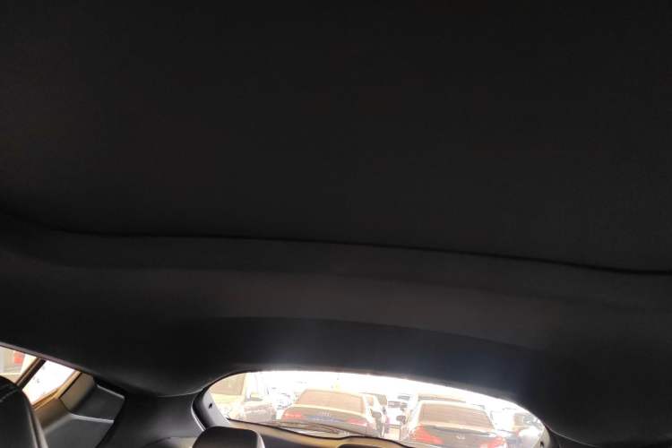 Used Toyota IZOA 2021 2.0L Yichi SPORT
