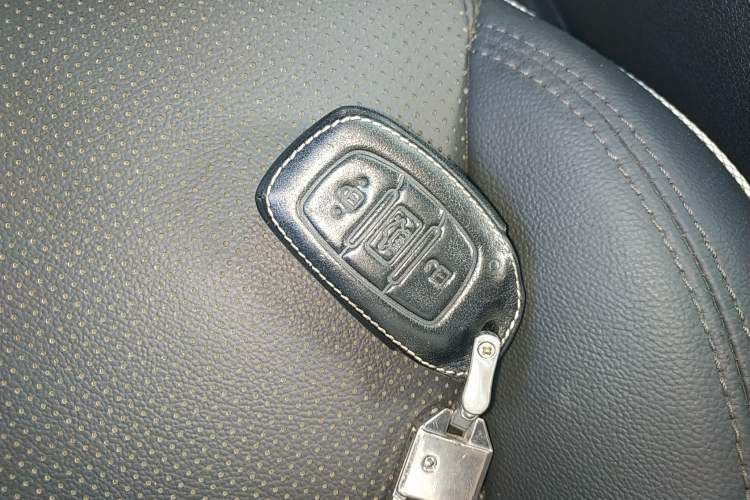 Used Hyundai Tucson 2020 280TGDi Two-Wheel-Drive GLS Fashion Edition China VI Standard
