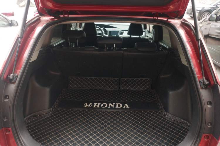 Used Honda Jade 2013 1.8L automatic Comfort version 5 seats