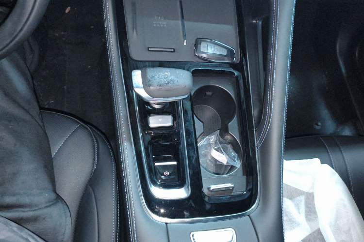 Used Geely Auto Preface 2026 Model Oriental Yao 1.5TD Kunlun Edition