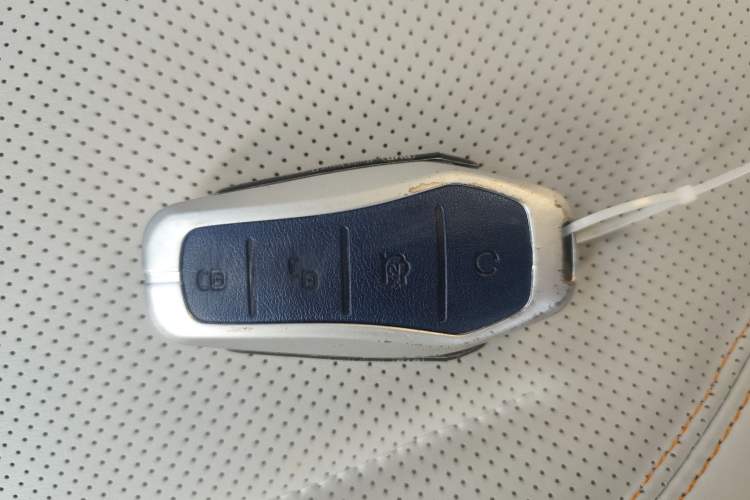 Used BYD Qin PLUS 2024 HONOR Edition DM-i 55KM Leading Model
