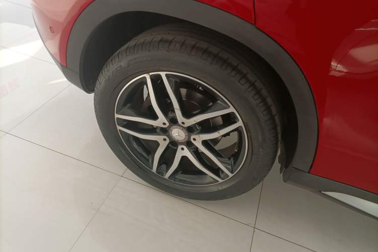 Used Mercedes-Benz GLA 2015 GLA 220 4MATIC Fashion Model