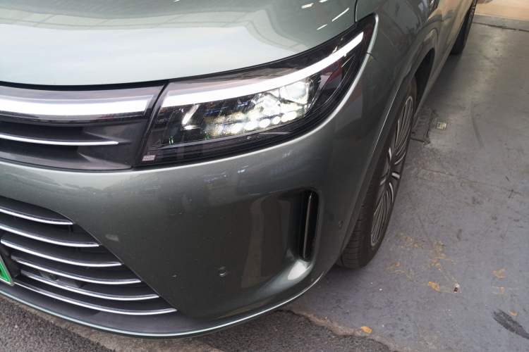 Used Hima AITO M7 2022 1.5T Four-Wheel Drive Flagship Edition
