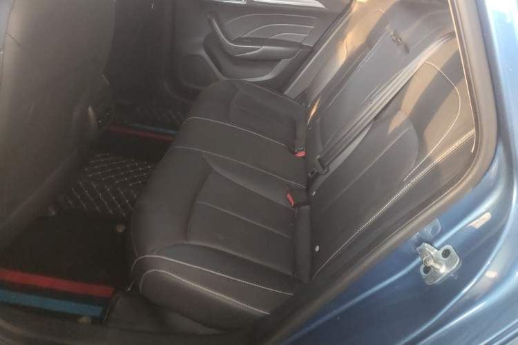 Used Roewe i6 2018 20T Automatic Internet Smart Edition