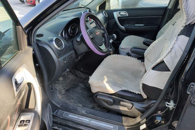 Used Haval H6 2015 Upgraded Model 1.5T Manual Two-Wheel Drive Elite Version