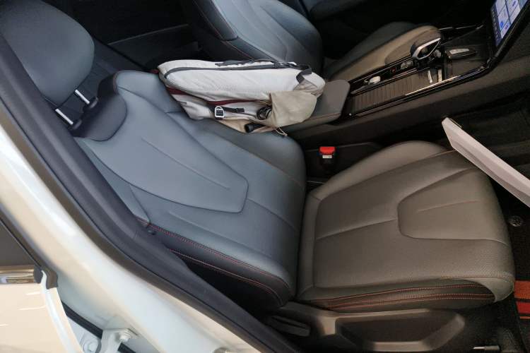 Used Geely Auto Emgrand X7 Sport 2024 1.5TD Smart Connect+