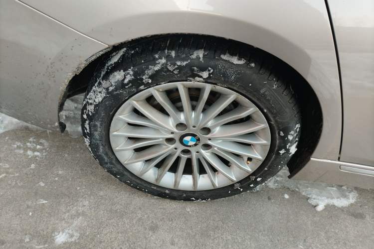 Used BMW 3 Series 2016 320Li Luxury Design Package
