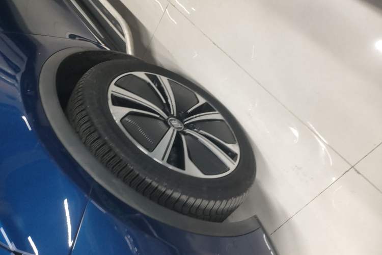 Used BYD Tang New Energy 2022 EV 635 km All-Wheel-Drive Flagship Model
