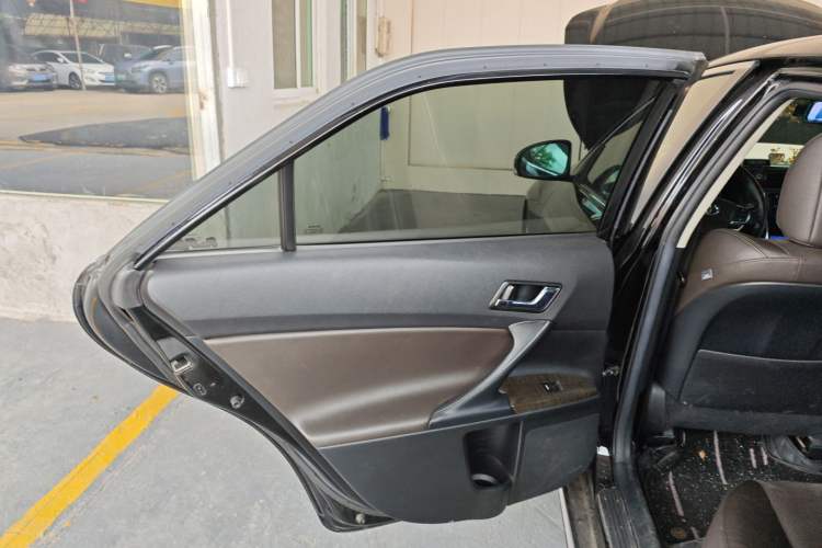 Used Toyota Reiz 2013 2.5V Shangrui Edition
