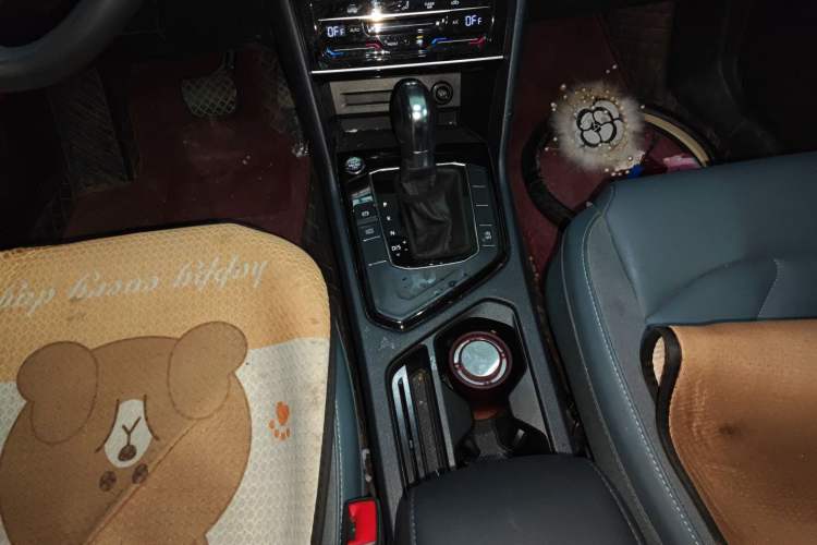 Used Volkswagen Tharu 2023 300TSI Two-Wheel-Drive Moonlight Edition
