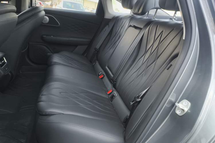 Used Chery Fengyun A8L 2025 1.5 TGDI 145 km Luxury Version