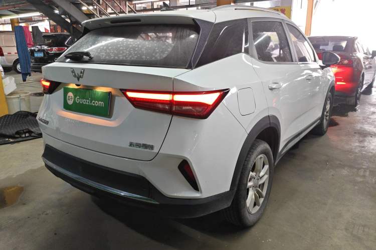 Used Wuling Alvez 2022 1.5L Manual Comfort Version