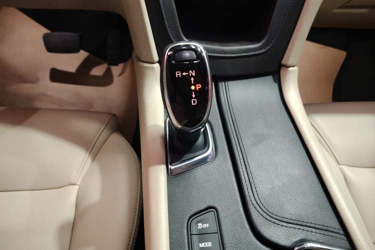 Used Cadillac XT5 2016 28T Four-Wheel Drive Tech Version