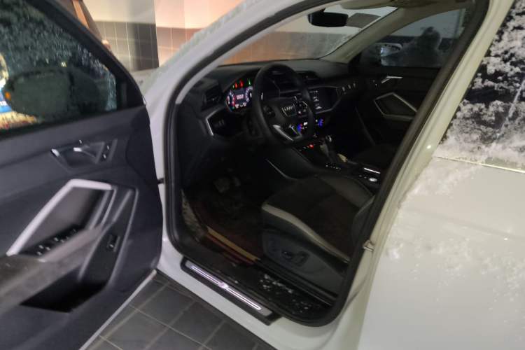 Used Audi Q3 2020 35 TFSI Fashion Dynamic Model