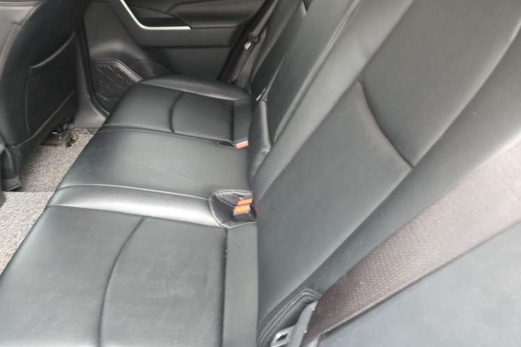 Used Toyota RAV4 2022 2.0L CVT Two-Wheel Drive Urban Edition
