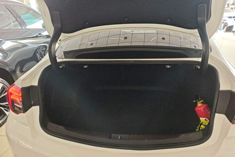 Used Buick Regal 2019 Revised 20T Luxury Version China VI Standard