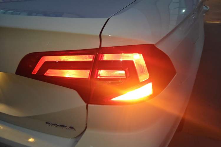 Used Volkswagen Bora 2019 Facelift Bora·Legend 1.5L Automatic Fashion Edition China VI Standard
