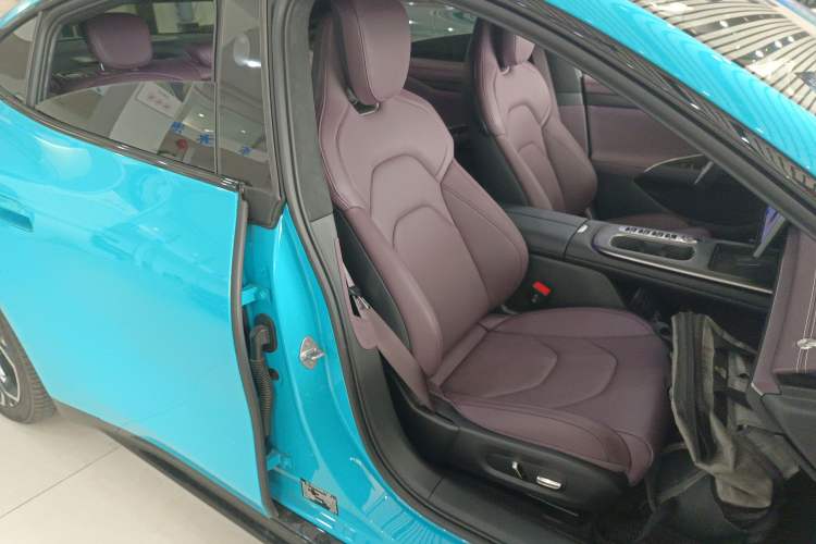 Used  SU7 2024 Four-Wheel Drive Ultra-Long Range Advanced Intelligent Driving Max Edition
