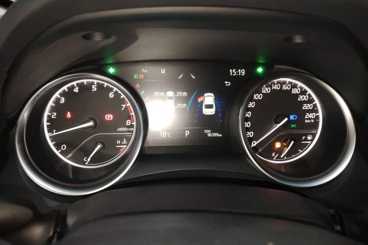 Used Toyota Camry 2021 2.0G Luxury Edition