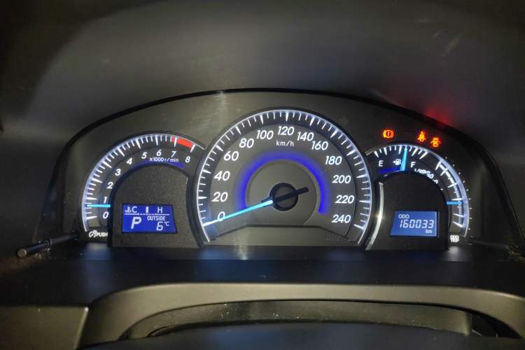 Used Toyota Camry 2016 2.0G 10th Anniversary Leading Edition
