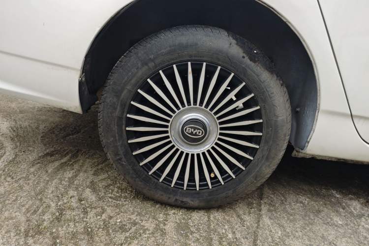 Used BYD F3 2015 Energy-Saving Edition 1.5L Manual Luxury Model
