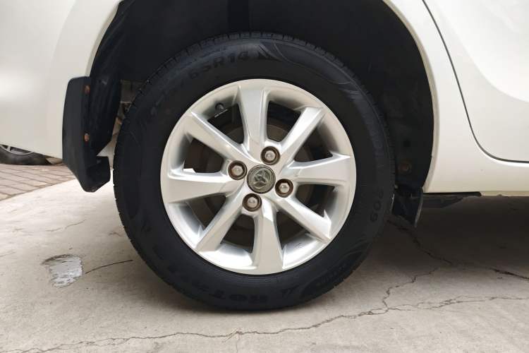 Used Toyota YARiS L Zhi Xian 2014 1.3E Manual Charm Edition