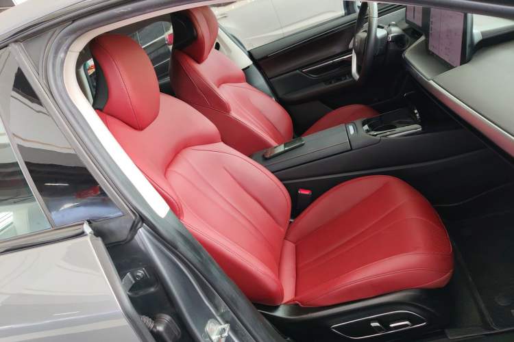 Used XPeng P7 2020 670N
