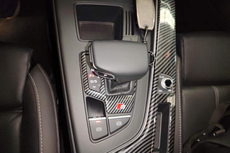 Used Audi A4L 2022 40 TFSI Fashion Dynamic Model