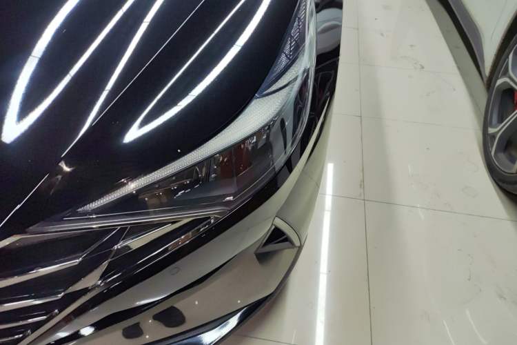 Used Hyundai Elantra 2021 1.5L CVT LUX Prestige Edition