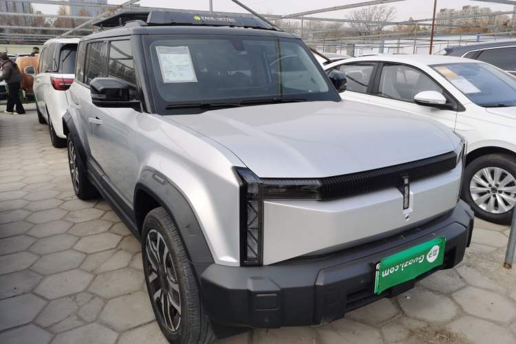 Used  03 2024 472km Four-Wheel Drive Long-Range Version
