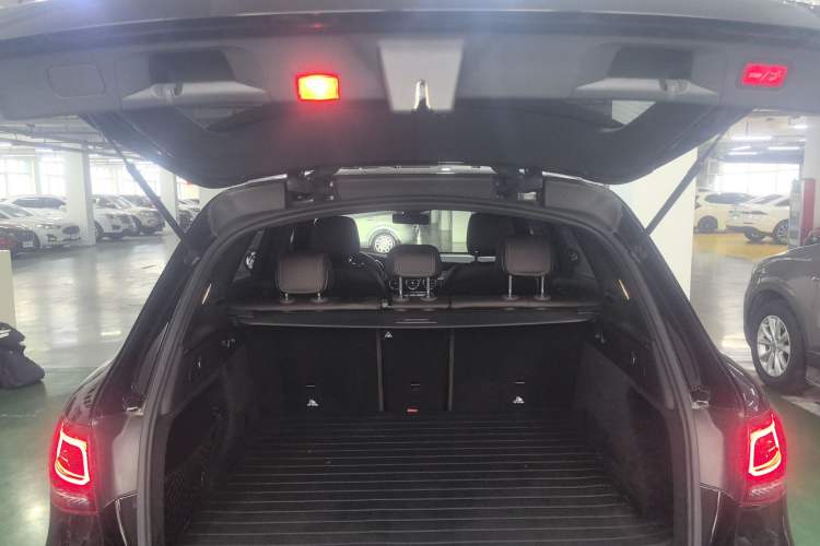 Used Mercedes-Benz GLC 2020 GLC 260 L 4MATIC Dynamic Model
