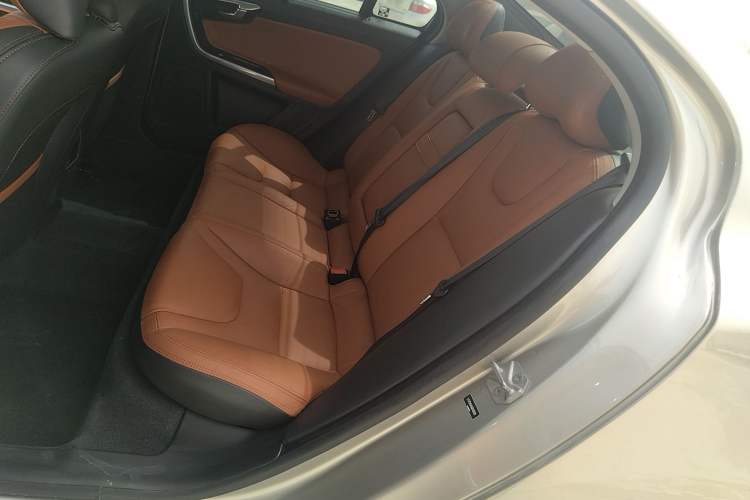 Used Volvo S60 2016 S60L T5 Intelligent Drive Edition
