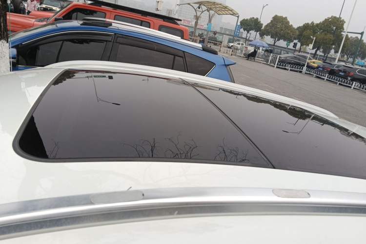 Used Honda Vezel 2020 1.5L CVT Elite Edition
