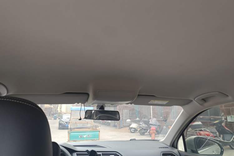 Used Volkswagen Tiguan L 2021 280TSI Automatic Two-Wheel Drive Comfort Edition – Low-Trim Version
