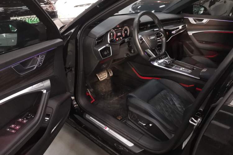 Used Audi A6L 2025 45 TFSI quattro Prestige Dynamic Edition
