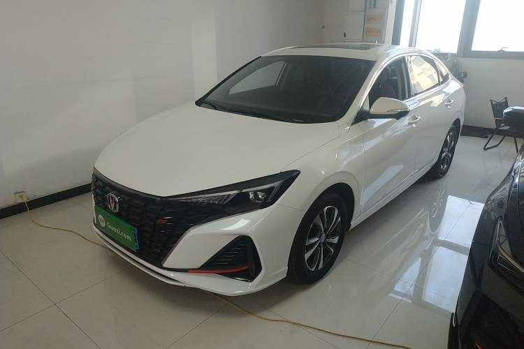 Used Changan Eado 2024 PLUS Blue Whale NE 1.4T GDI DCT High-Energy Edition
