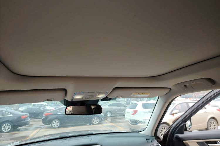 Used Changan CS95 2017 2.0T Two-Wheel Drive Zhitu Edition
