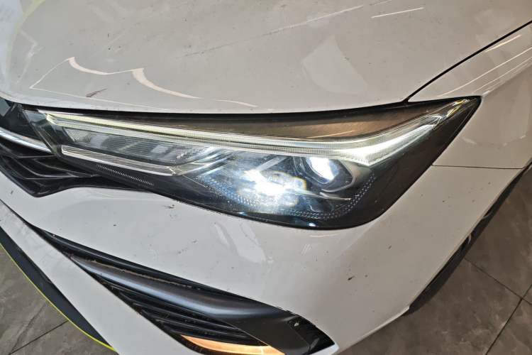 Used Roewe i5 2021 1.5L CVT Diamond Edition