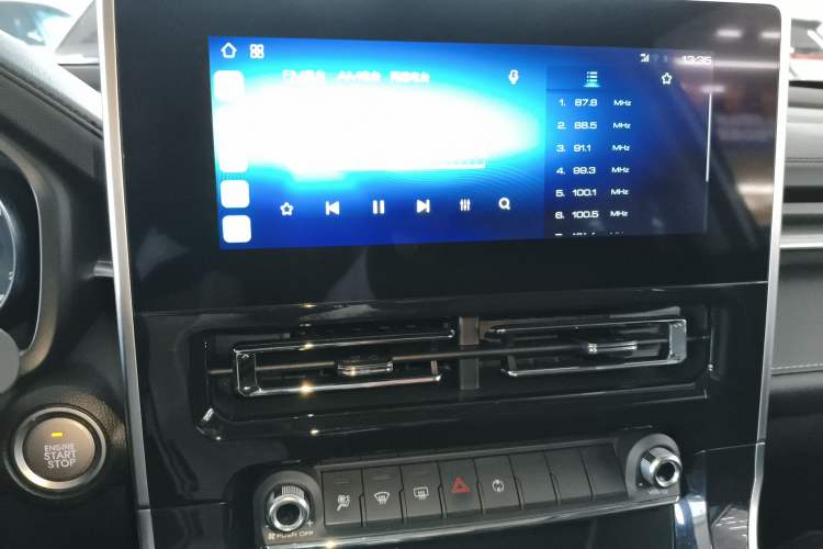 Used Haval M6 2021 PLUS 1.5T DCT Luxury Smart Connectivity Model
