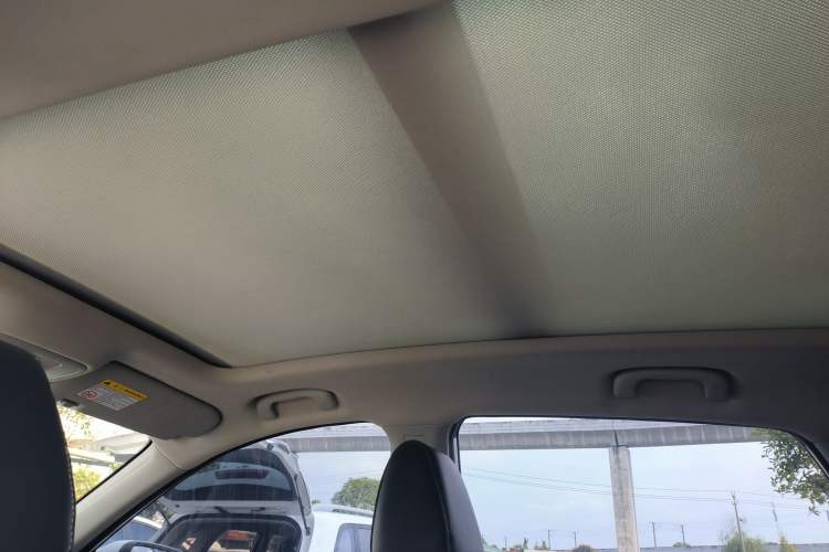 Used MG ZS 2018 1.5L Automatic Luxury Edition China V Standard
