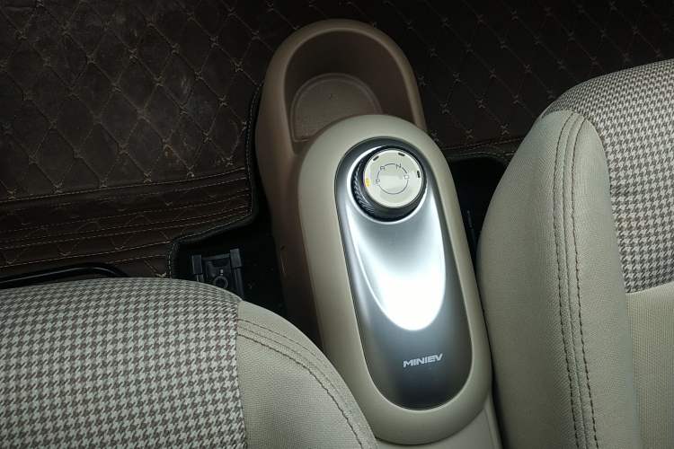 Used Wuling Hongguang MINIEV 2025 Four-Door Version Premium Edition