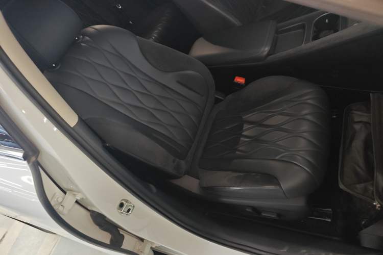 Used Roewe D7 2023 EV 510km Rear-Drive Flagship Edition
