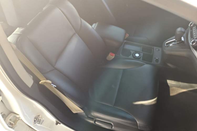 Used Honda CR-V 2016 2.0L Two-Wheel Drive Classic Edition
