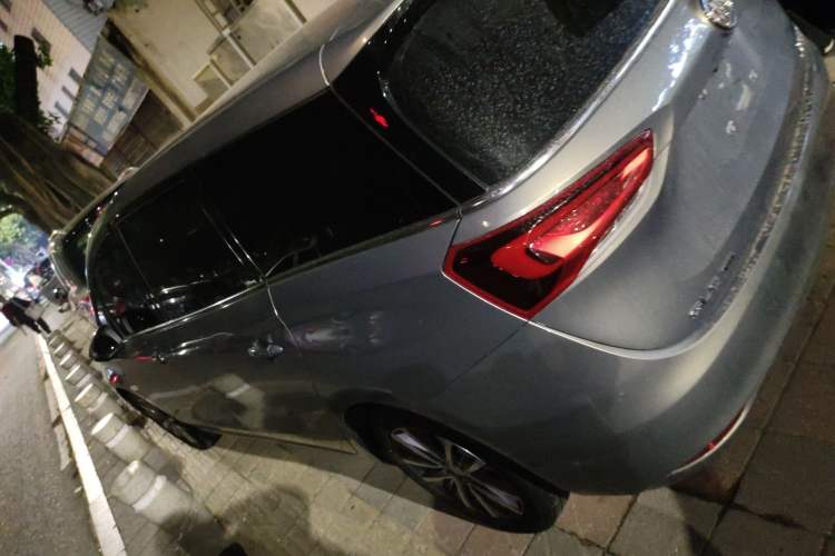 Used Buick GL6 2018 18T 6-Seater Prestige Model