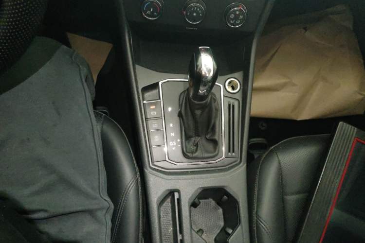 Used Volkswagen Lavida 2022 1.5L Automatic Comfort Edition