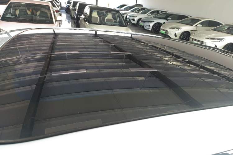 Used BYD Song L EV 2025 Intelligent Driving Version 662 km LiDAR Excellence Edition
