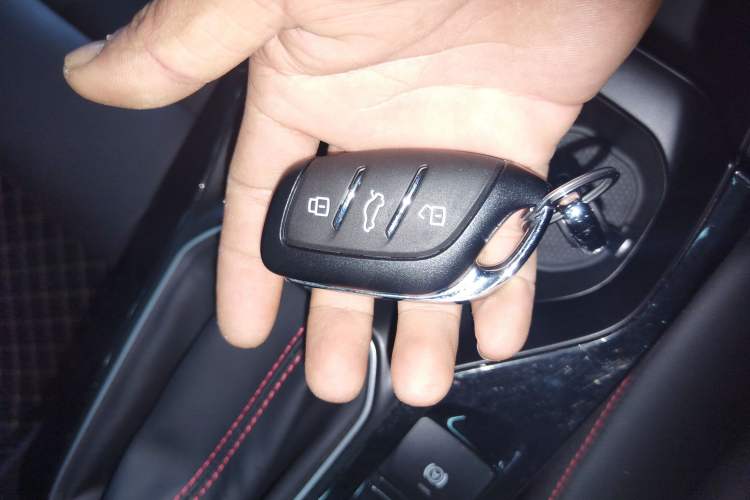 Used MG 5 2023 180 DVVT CVT Luxury Edition
